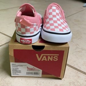 New vans toddler pink/white slipons